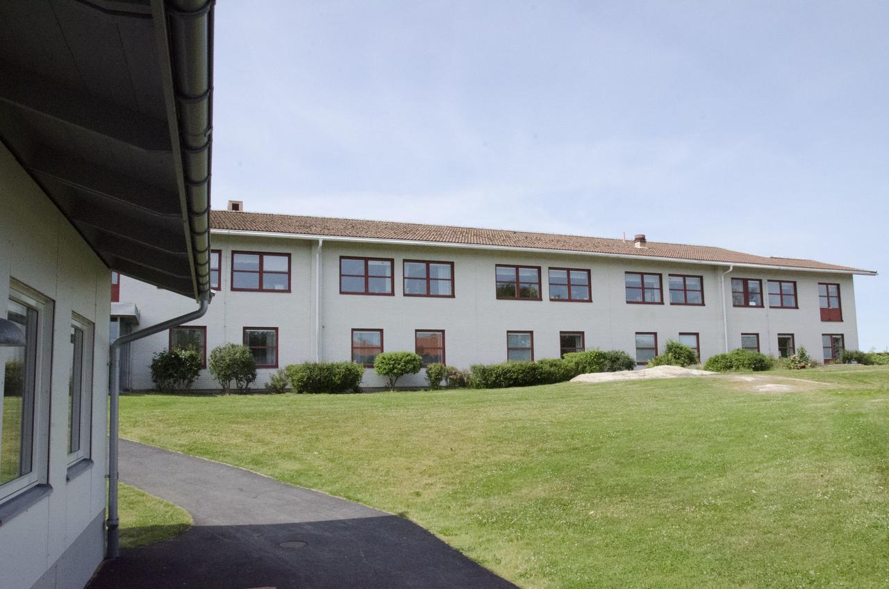 Отель Loftadalens Folkhogskola Asa  Экстерьер фото